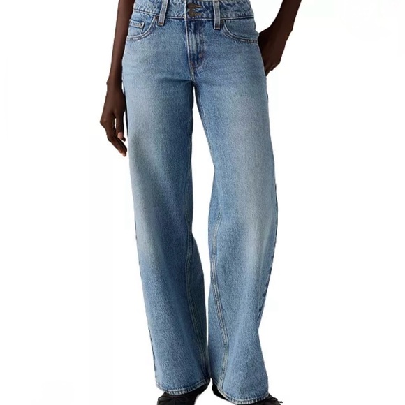 Levi's Denim - Women’s Levi’s Super Low Double-Button Relaxed Fit Jeans NWOT